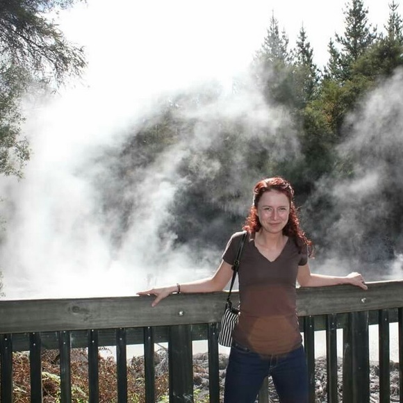 Meet your Posher, Kristin - Picture 1 of 1